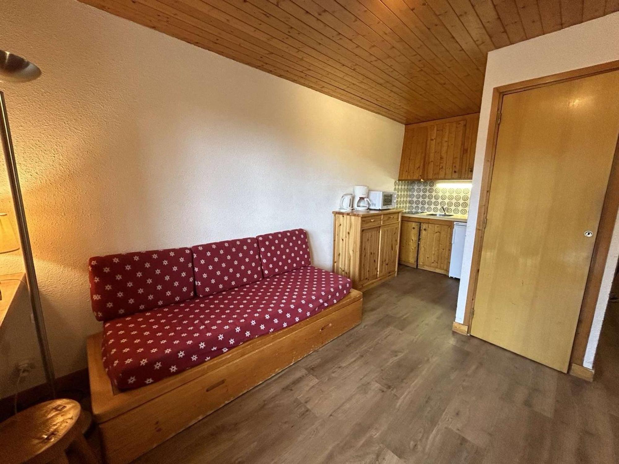 Studio 2/4 Pers, Acces Pistes Et Piscine, Proche Commerces, Meribel - Fr-1-180-297 מראה חיצוני תמונה